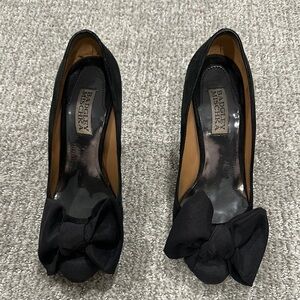 Badgley Mischka Black Bow Heels for Formal Occasions